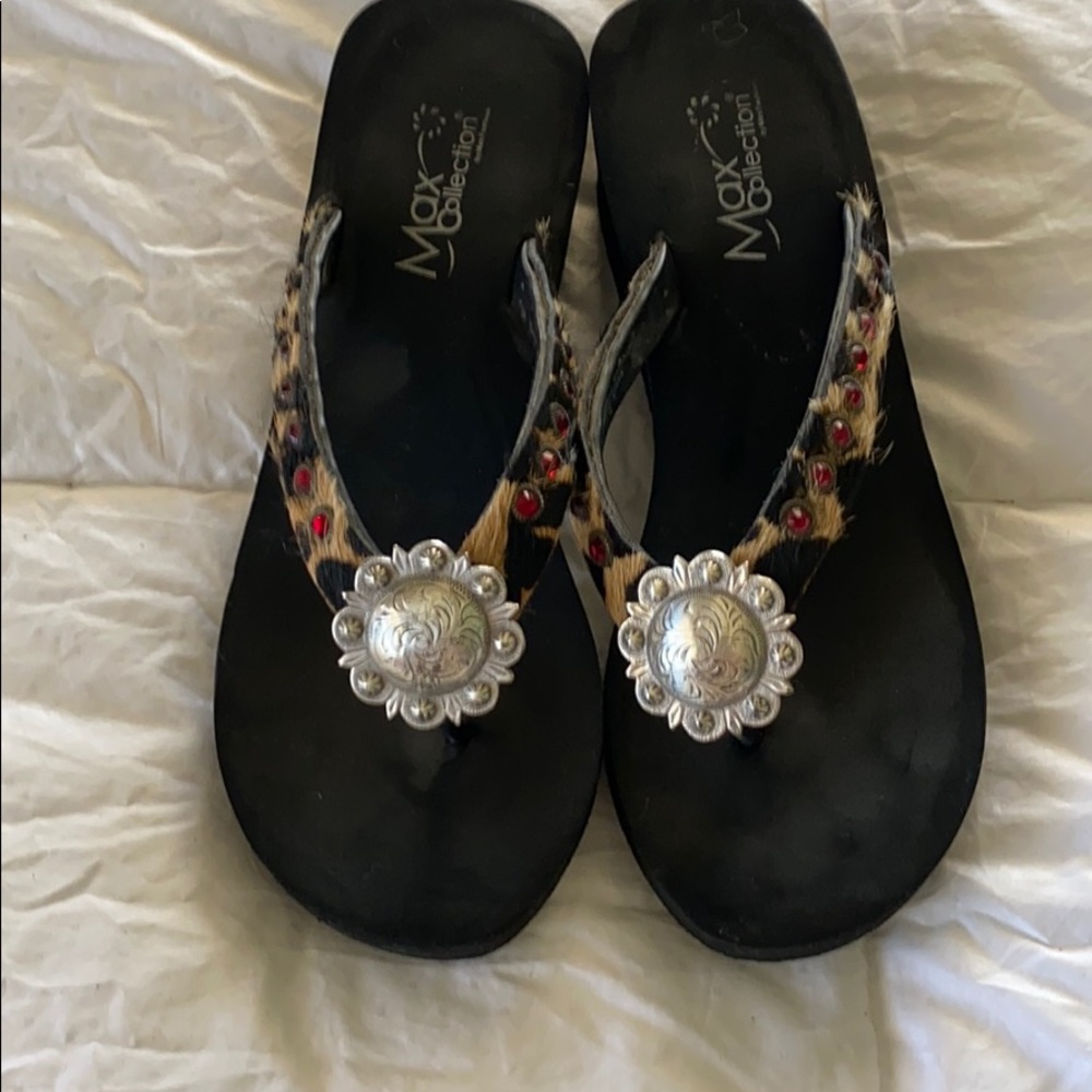 Max Collection western bling thongs.